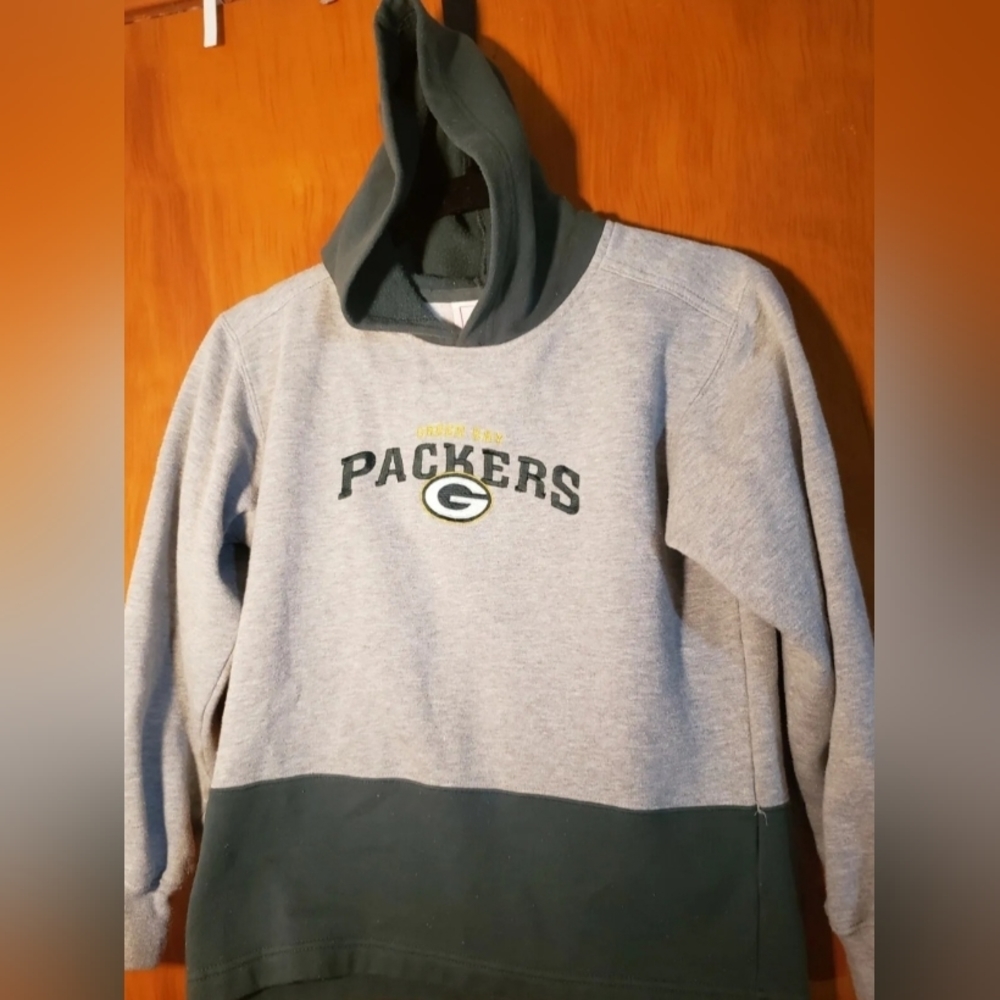 NFL TEAM APPAREL GREEN BAY PACKERS HOODED SWEATSHIRT  Size 10/12